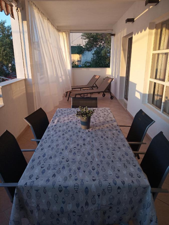Apartman Mijic Trogir Ngoại thất bức ảnh