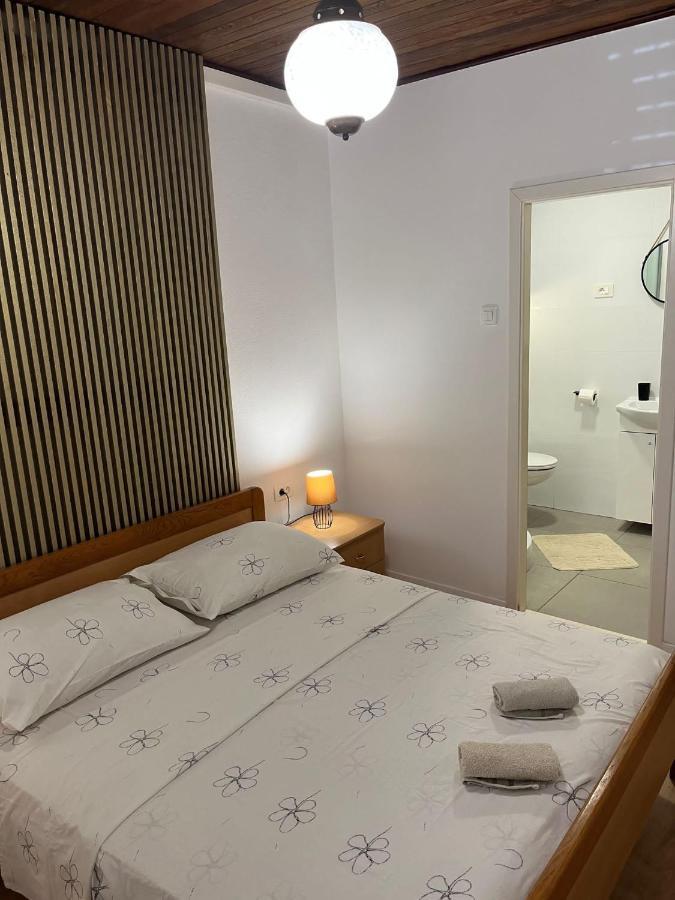 Apartman Mijic Trogir Ngoại thất bức ảnh