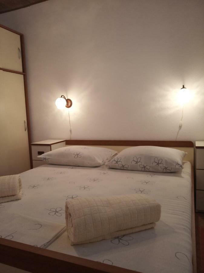 Apartman Mijic Trogir Ngoại thất bức ảnh