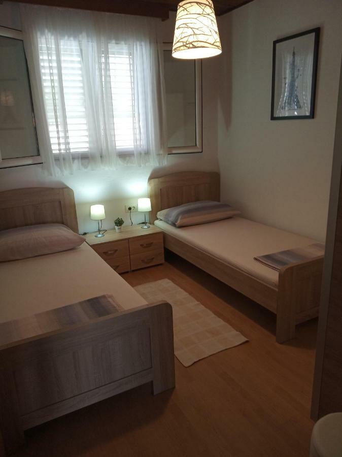 Apartman Mijic Trogir Ngoại thất bức ảnh